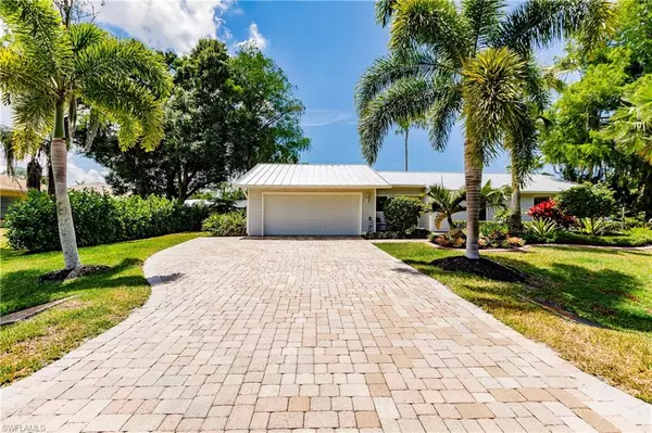 Naples, FL 34104,4638 Robin AVE