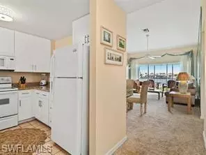 Naples, FL 34114,333 Sunrise Cay #10