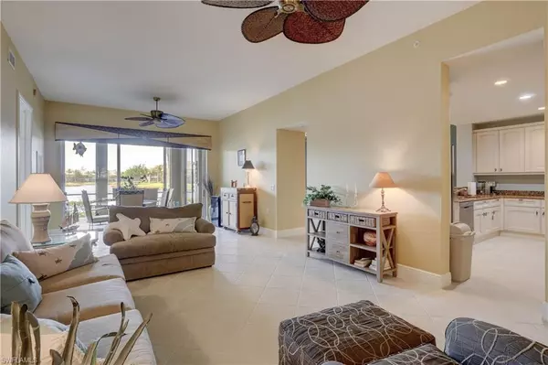 Naples, FL 34114,9234 Tesoro LN #3-102