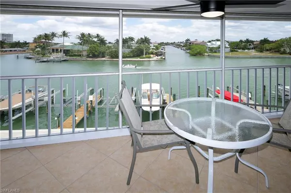 Naples, FL 34108,10686 Gulf Shore DR #A-303