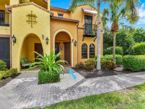 8964 Malibu LN #11-5, Naples, FL 34113