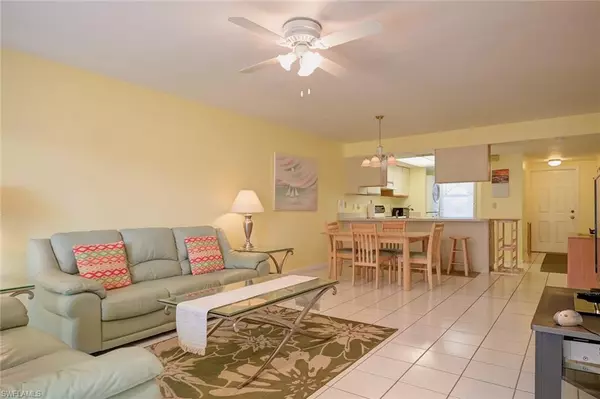 Cape Coral, FL 33904,1936 Beach PKY #112