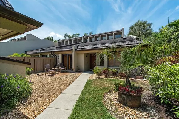 159 Bears Paw TRL, Naples, FL 34105