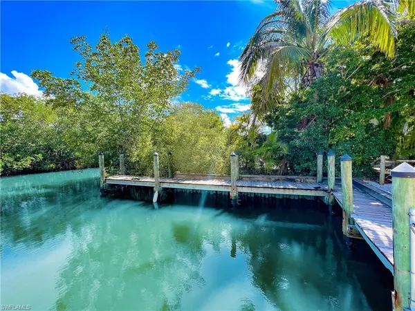 Upper Captiva, FL 33924,Dock Slip Easement Spanish Gold LN