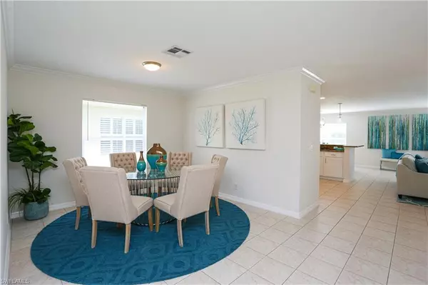 Naples, FL 34119,15038 Spinaker CT