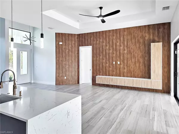 Cape Coral, FL 33993,3304 Kismet PKY W