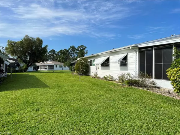 Lehigh Acres, FL 33936,8 Meadow Rue CT