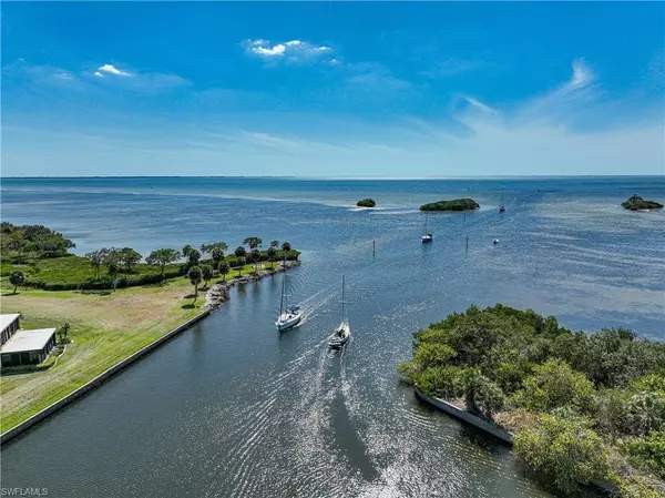 Punta Gorda, FL 33955,3270 Southshore DR #72B