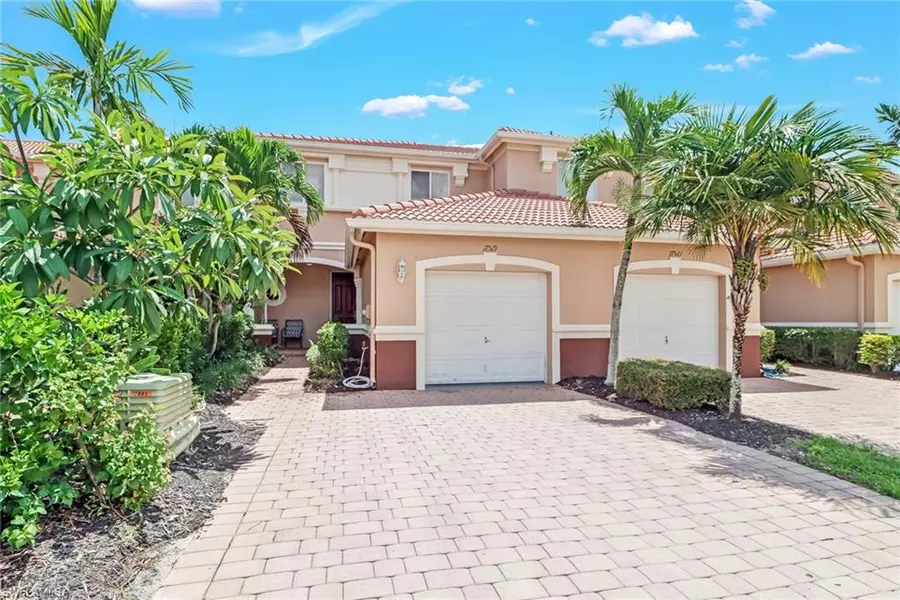 17519 Cherry Ridge LN, Fort Myers, FL 33967