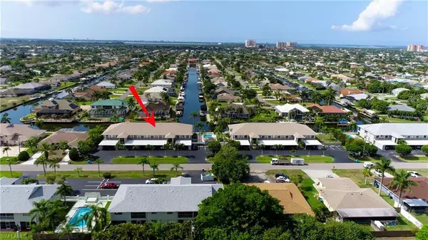 Cape Coral, FL 33914,902 SW 48th TER #203