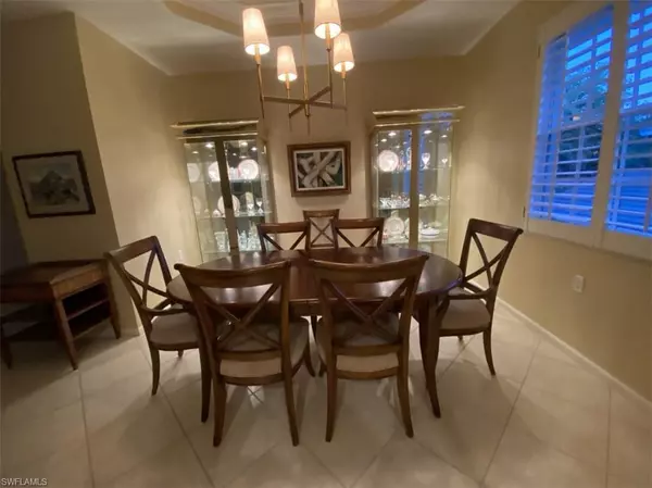 Naples, FL 34109,7127 Blue Juniper CT #201