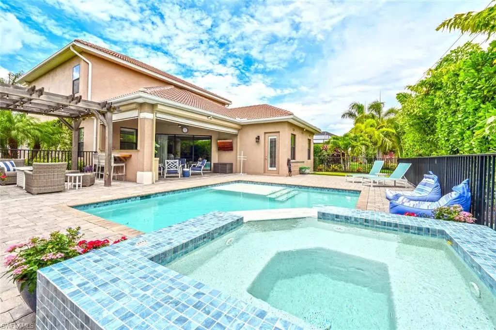 Naples, FL 34105,1626 Serrano CIR