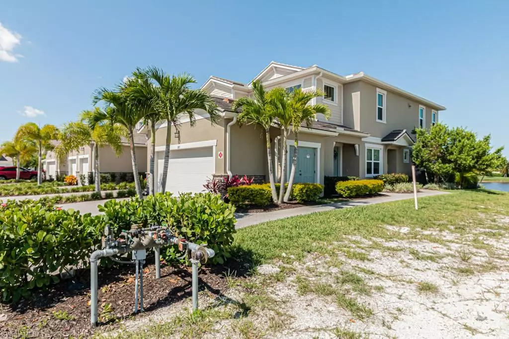 Naples, FL 34112,4602 Arboretum CIR #203