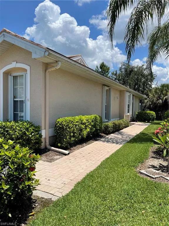 Naples, FL 34104,7840 Sandpine CT #2104