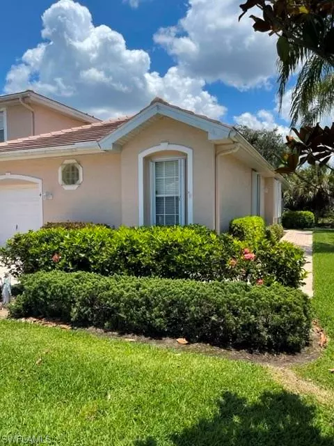 Naples, FL 34104,7840 Sandpine CT #2104