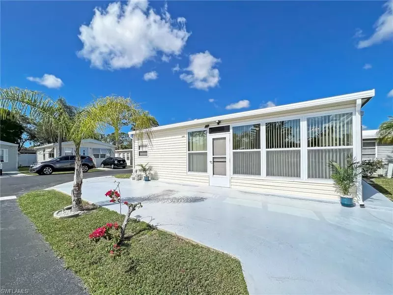 340 Blue Spring TER, North Fort Myers, FL 33903