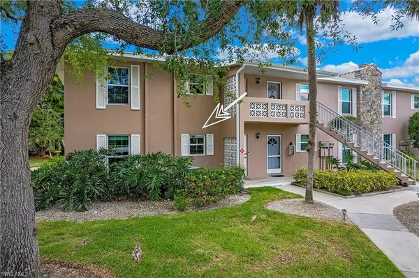 Naples, FL 34110,221 Cypress WAY E #101