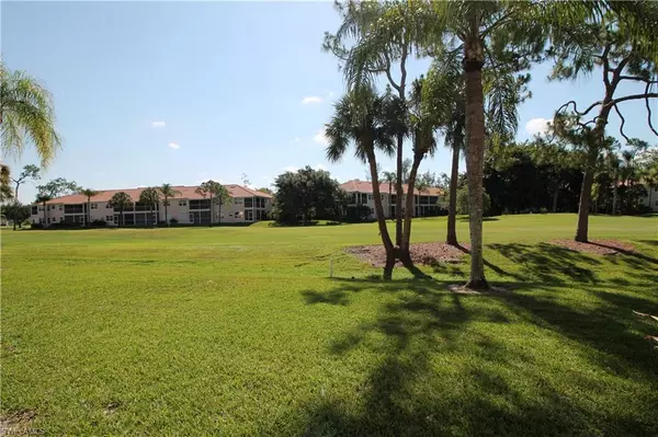 200 Turtle Lake CT #103, Naples, FL 34105