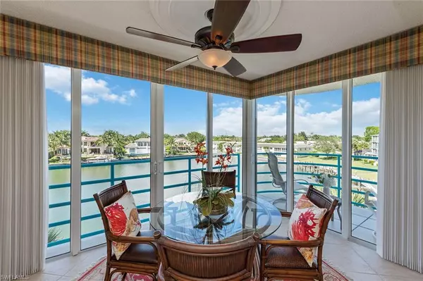 255 Park Shore DR #341, Naples, FL 34103