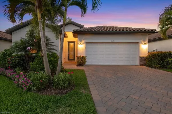 Naples, FL 34119,4275 Raffia Palm CIR