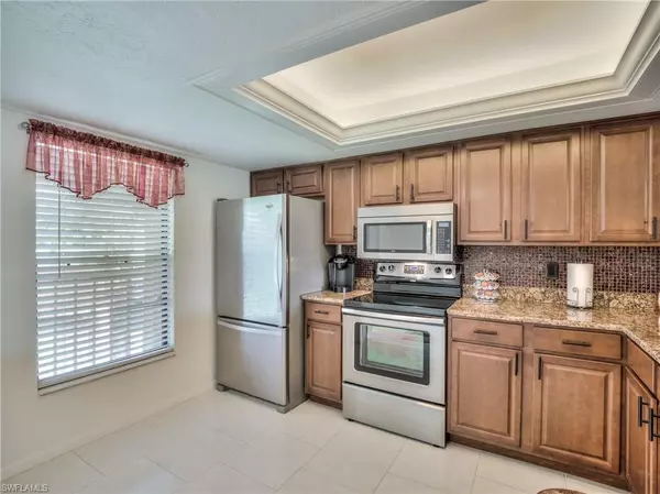 Naples, FL 34110,141 Cypress WAY E #C-7