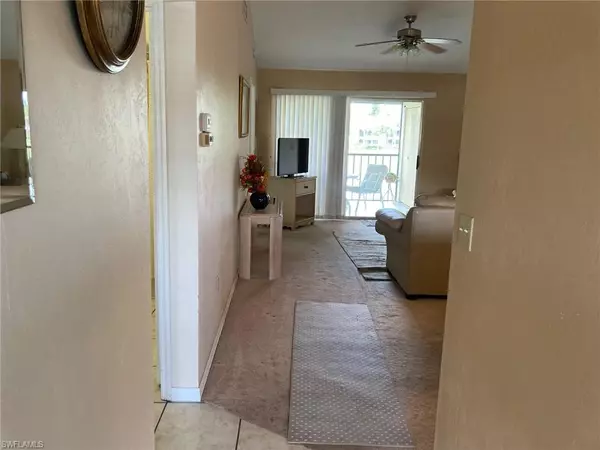 Fort Myers, FL 33912,13090 Cross Creek CT #211