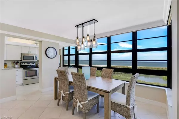 Marco Island, FL 34145,380 Seaview CT W #912