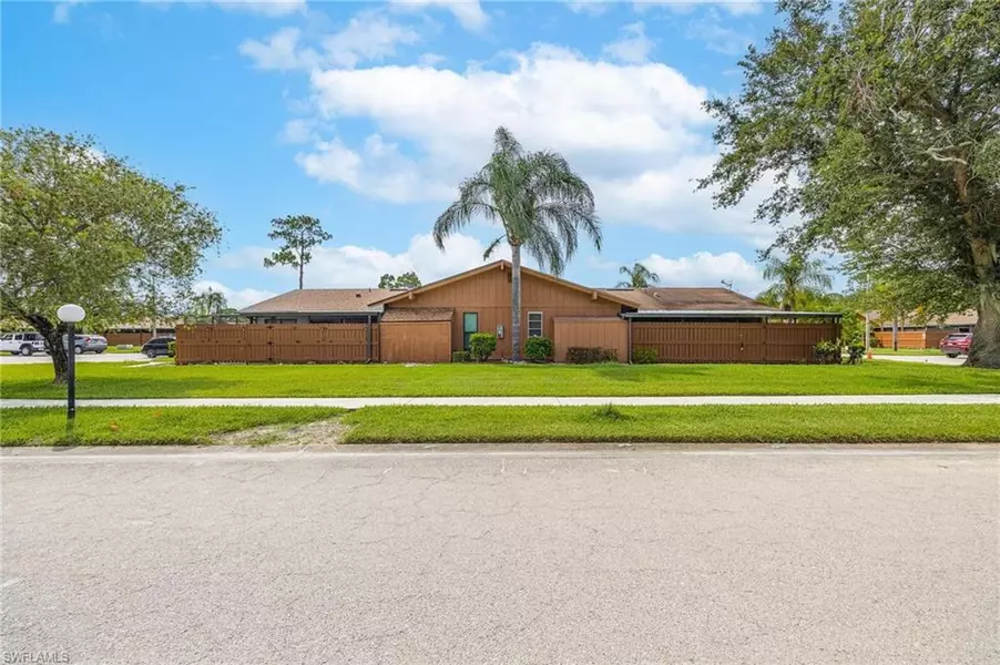 15433 Crystal Lake DR, North Fort Myers, FL 33917