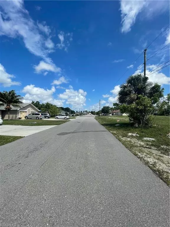 Cape Coral, FL 33990,1039 SE 10th ST