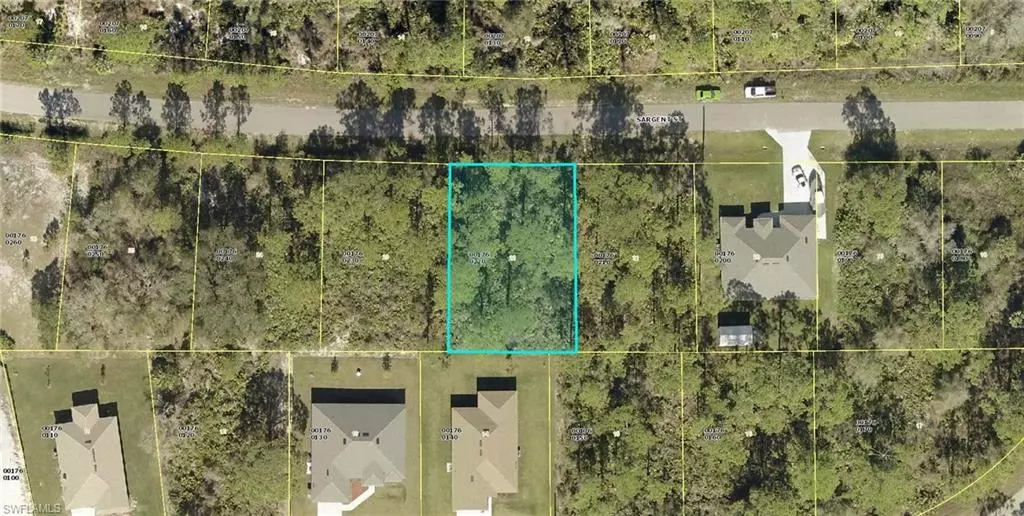 Lehigh Acres, FL 33972,529 Sargent ST