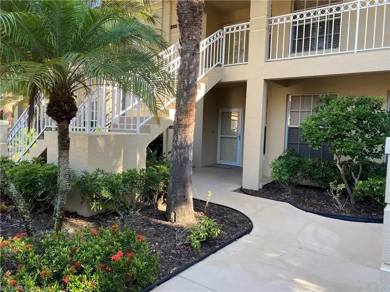 4130 Sawgrass Point DR #105, Bonita Springs, FL 34134