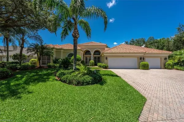 Naples, FL 34119,521 Wedgewood WAY