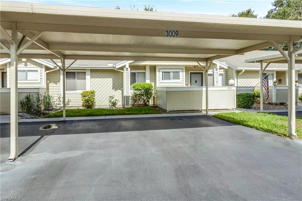 Venice, FL 34293,3009 Seawind CIR #11-B