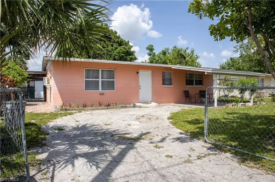 110 DIXIE AVE W, Immokalee, FL 34142