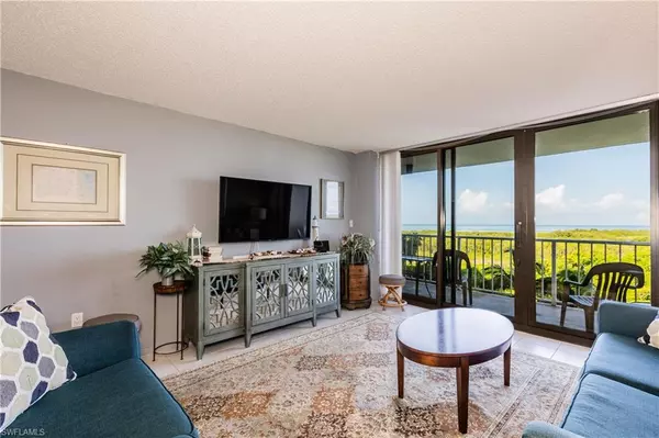 Marco Island, FL 34145,440 Seaview CT #502