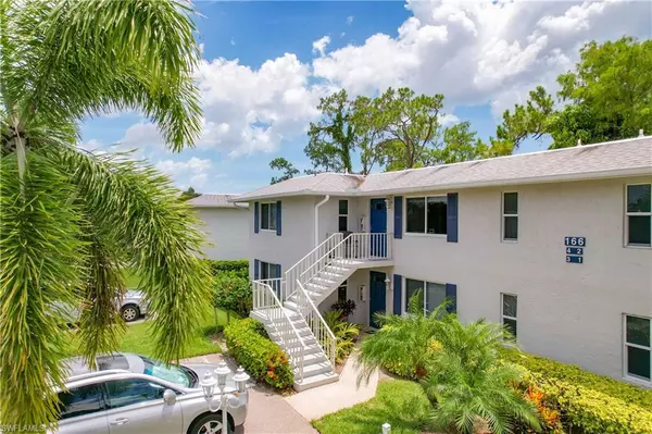 166 Penny LN #4, Naples, FL 34112