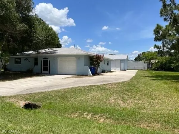 Fort Myers, FL 33905,2981 Ribbon CT