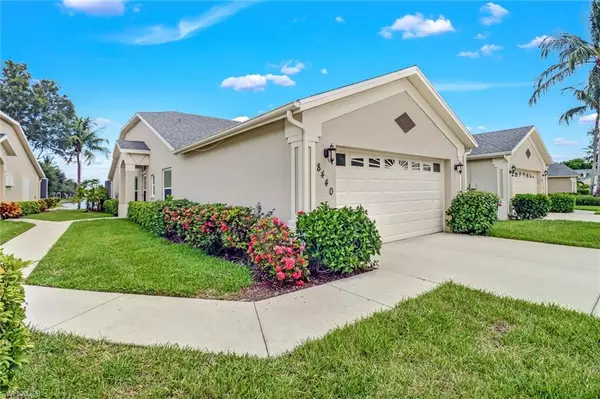 Naples, FL 34119,8440 Ibis Cove CIR #B-260