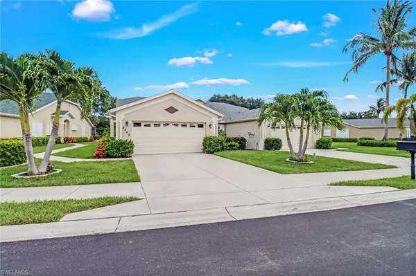 8440 Ibis Cove CIR #B-260, Naples, FL 34119