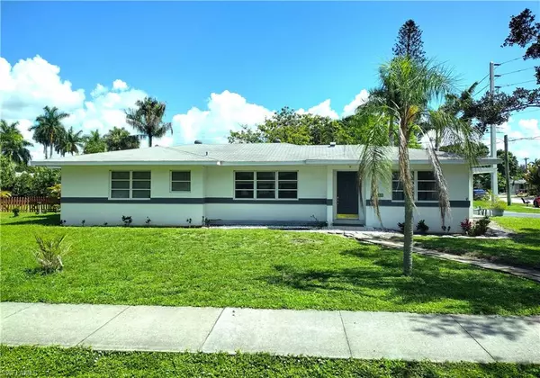 1573 Maravilla AVE, Fort Myers, FL 33901