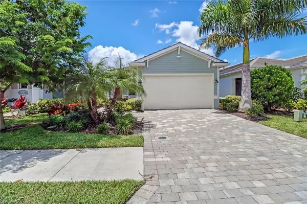 28280 SEASONS TIDE AVE, Bonita Springs, FL 34135