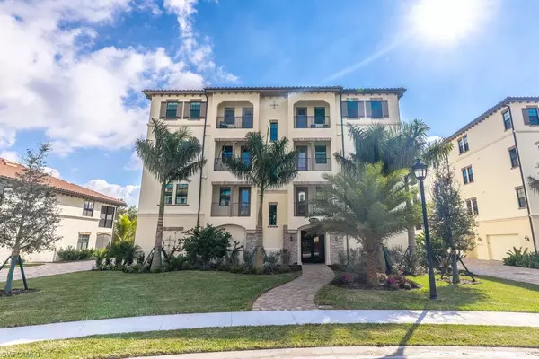 Naples, FL 34110,16360 VIANSA WAY #8-202