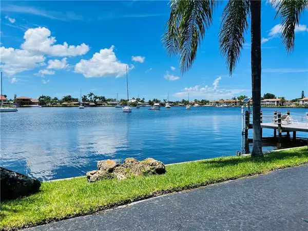 Cape Coral, FL 33904,4807 Sunset CT #505