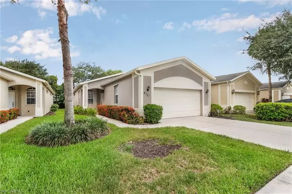 8751 Ibis Cove CIR, Naples, FL 34119