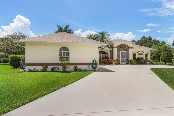 Fort Myers, FL 33912,7661 Woodland Bend CIR