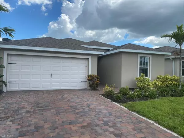 Cape Coral, FL 33909,2616 Manzilla LN