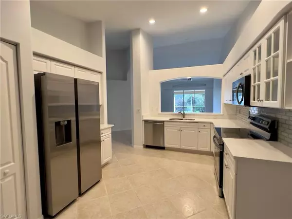 Naples, FL 34119,8574 Ibis Cove CIR #L-545