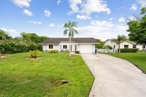 Bonita Springs, FL 34135,10333 Sandy Hollow LN