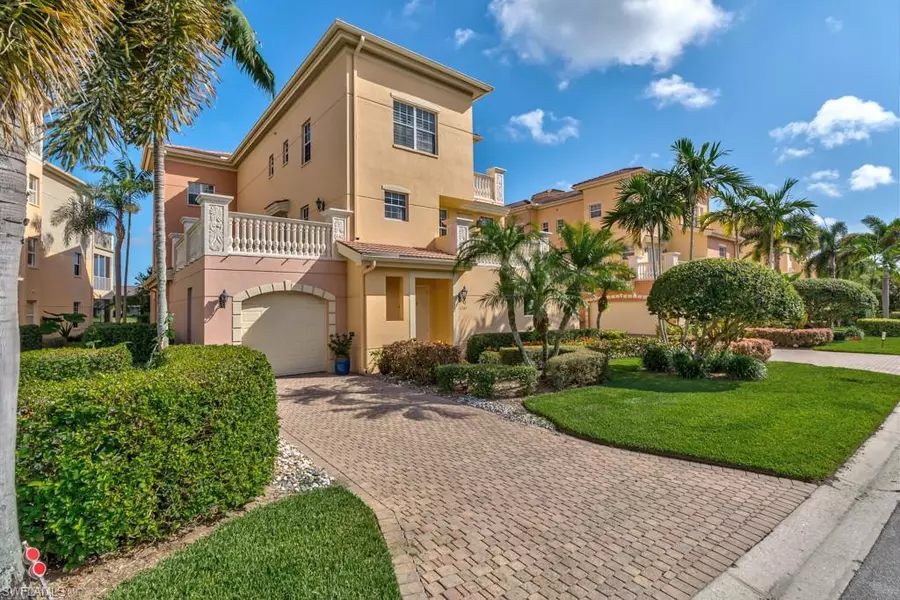 510 Avellino Isles CIR N #2201, Naples, FL 34119