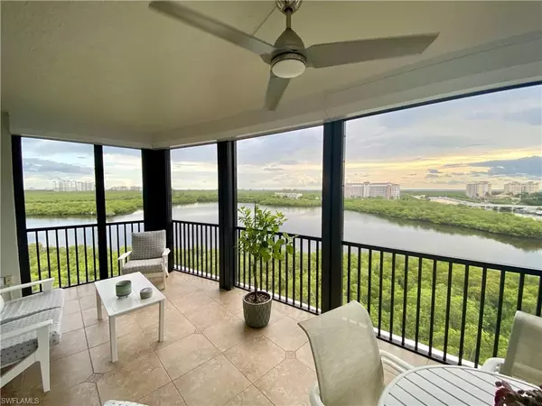 Naples, FL 34110,420 Cove Tower DR #801